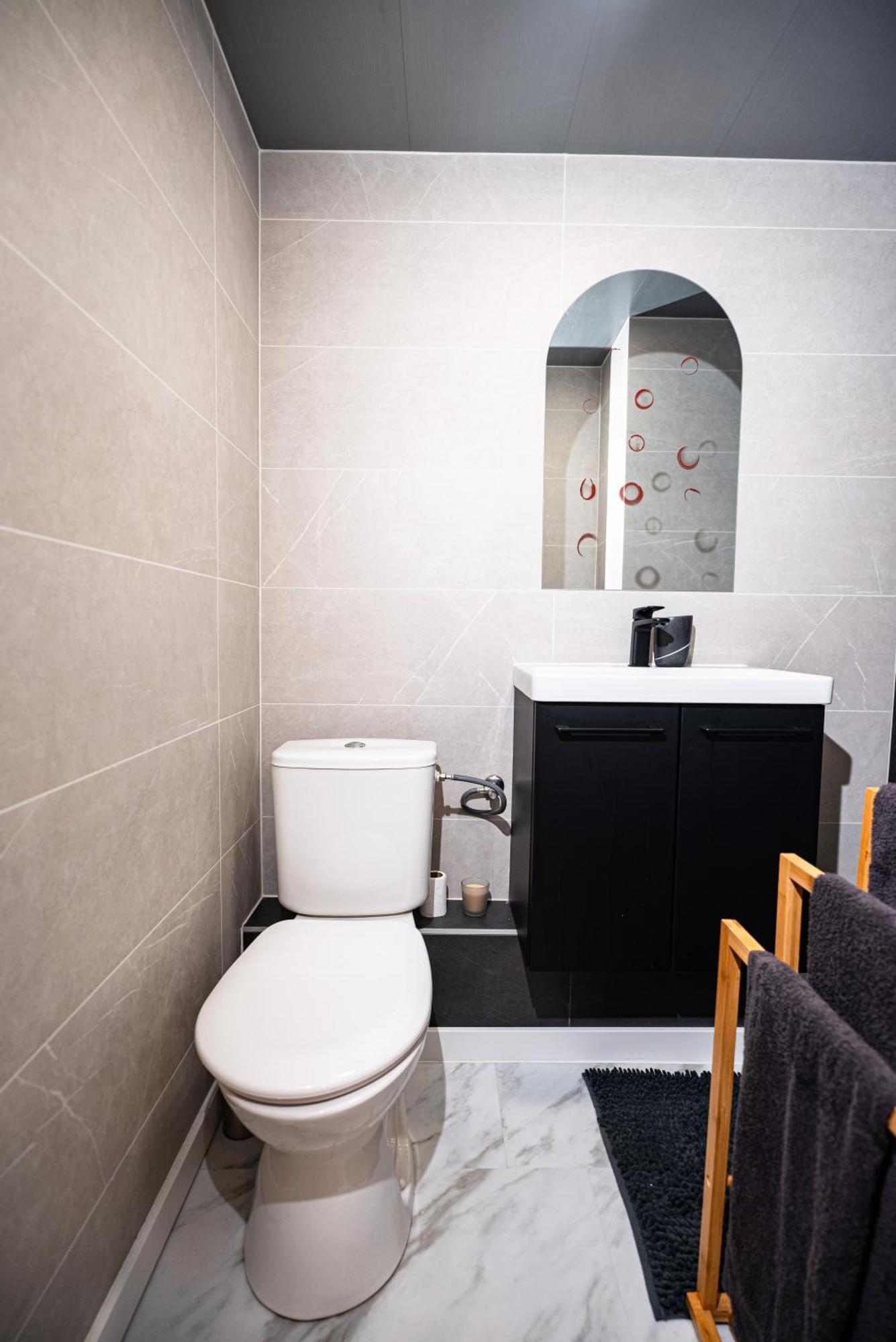 Moderne T2 Centre Sauna Wifi Home Office Netflix Strasbourg Exteriör bild
